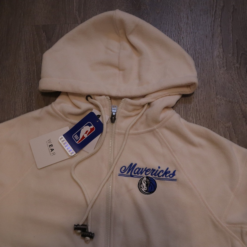WEAR by Erin Andrews Dallas‎ Mavericks Fleece Zip Up Hoodie Cream Womens XS NBA